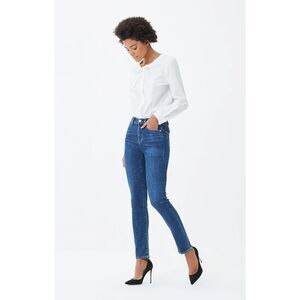Citizens Of Humanity Slim Straight Jeans in Mid Blue Denim